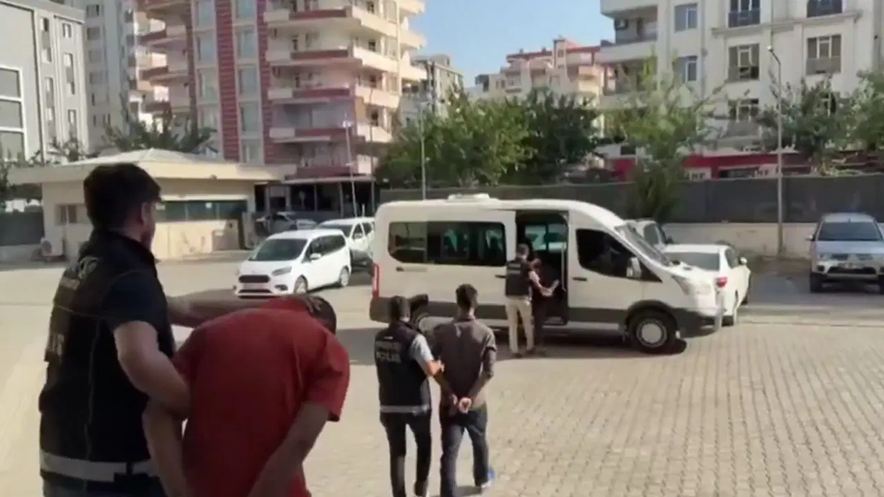 70 ilde uyuşturucu operasyonu: 940 kişi gözaltına alındı