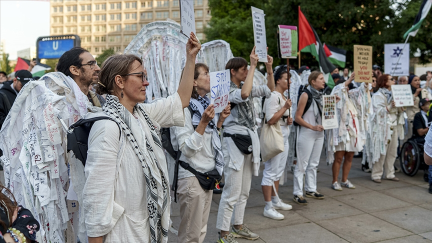 Almanya’da halkın çoğunluğu Filistin’in devlet olarak tanınmasından yana