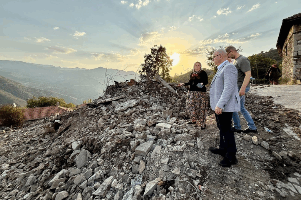 CHP’li Aytekin: “Sındırgı acilen afet bölgesi ilan edilsin”