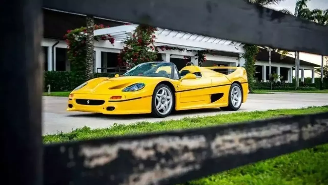 Dünyanın en pahalı Ferrari F50’si dudak uçuklattı: Rekor fiyata satıldı!