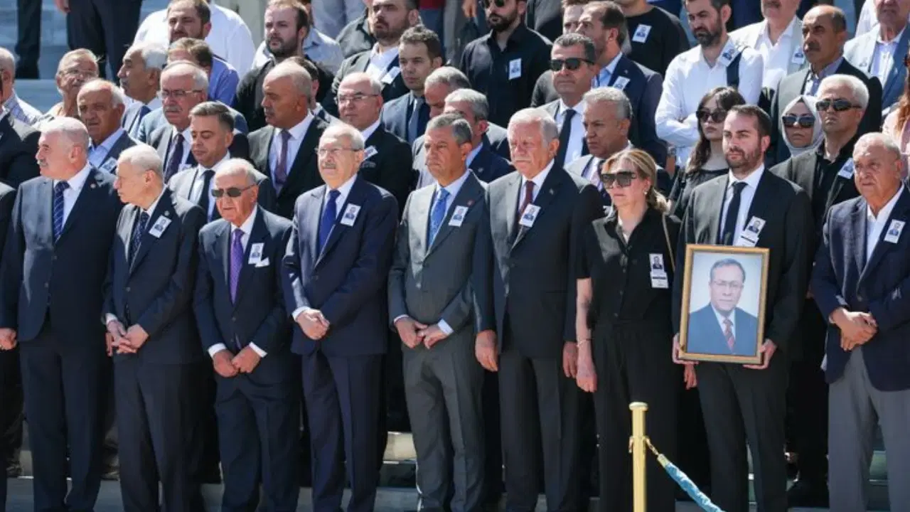 Eski Bakan Halil Şıvgın için TBMM’de cenaze töreni