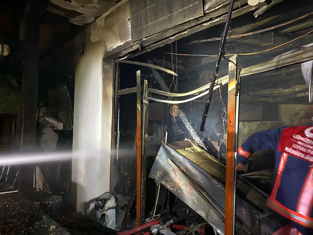 Gümüşhane’de otelde yangın paniği: Yangın alarmı hayat kurtardı!