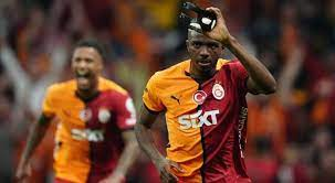 Lazio Maçı Öncesi Galatasaray’da Osimhen Heyecanı: Tarihi Transferde İmza An Meselesi!